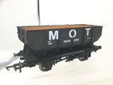 Dapol B588 OO Gauge Hopper Wagon MOT Iron Ore