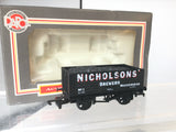 Dapol B363 OO Gauge 7 Plank Wagon Nicholsons Brewers, Maidenhead