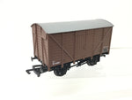 Dapol B92 OO Gauge BR 12t Double Vent Van W141826