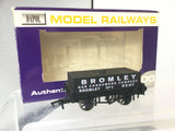 Dapol B871 OO Gauge Rectangular Tank Wagon Bromley Gas Consumers