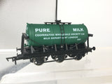 Dapol/Simply Southern OO Gauge 6 Wheel Milk Tanker Co-op Pure Milk 20