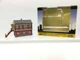 Graham Farish 42-011 N Gauge Hampton North Signal Box