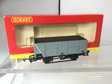 Hornby R6108E OO Gauge BR 9 Plank Open Wagon E30938