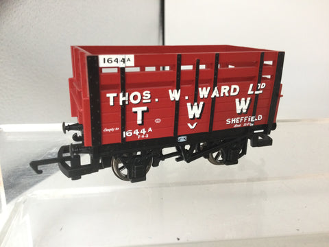 Hornby R6495 OO Gauge 5 Plank Coke Wagon Thomas W Ward 1644A
