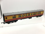 Hornby R928 OO Gauge BR Mk1 Red/Cream Corr Composite Coach 15210