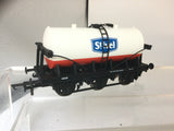 Hornby R6978 OO Gauge St. Ivel, 6-wheel Milk Tanker, 44029 - Era 3/4