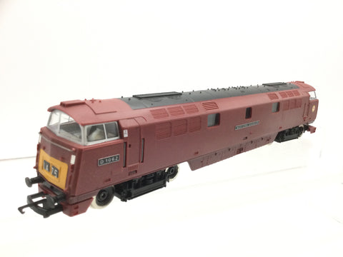 Hornby R368 OO Gauge Class 52 D1062 Western Courier BR Maroon