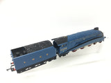 Hornby R304 OO Gauge LNER Blue Class A4 4468 Mallard