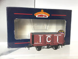 Bachmann 37-077 OO Gauge 7 Plank Wagon ICI Salt Works (L2)