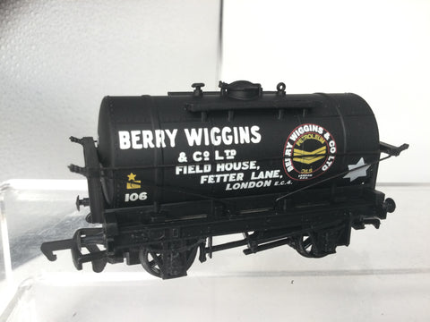 Bachmann 33-502A OO Gauge 14t Tank Wagon Berry Wiggins & Co 106