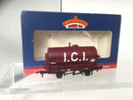 Bachmann 37-661 OO Gauge 14T Tank Wagon 'ICI' Maroon 311