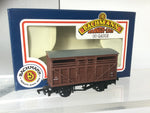 Bachmann 33-650 OO Gauge BR Cattle Van M14398