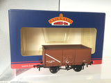 Bachmann 37-426C OO Gauge 16t Slope Sided Mineral Wagon, M.O.T Brown (L1)