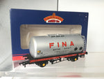 Bachmann 37-586 OO Gauge TTA Tank Wagon Fina No 4