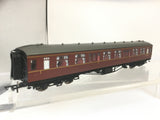 Hornby R4410 OO Gauge BR Maroon Hawksworth 3rd Class Coach W1717W