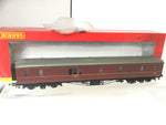 Hornby R4409A OO Gauge BR Hawksworth Full Brake Coach W325W