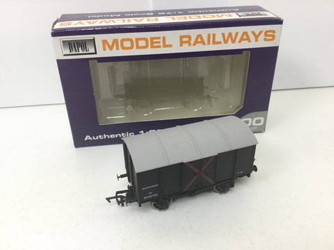 Dapol B349A OO Gauge GWR Gunpowder Van W105743