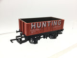 Hornby R149 OO Gauge 5 Plank Wagon Hunting (L)