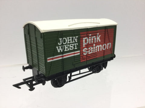 Graham Farish 12413 OO Gauge Twin Vent Van John West Pink Salmon