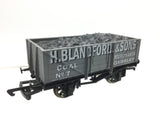 Dapol B575 OO Gauge 5 Plank Wagon H Blandford & Sons, Dursley