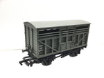 Bachmann 33-652A OO Gauge Cattle Wagon LMS Grey