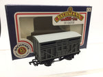 Bachmann 33-652A OO Gauge Cattle Wagon LMS Grey