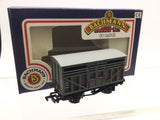 Bachmann 33-652A OO Gauge Cattle Wagon LMS Grey