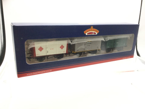 Bachmann 38-380K OO Gauge Collectors Club Van Set 2011