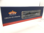 Bachmann 31-921A OO Gauge LB&SCR H2 Atlantic 32425 'Trevose Head' BR Lined Black (Early Emblem)