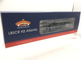 Bachmann 31-921A OO Gauge LB&SCR H2 Atlantic 32425 'Trevose Head' BR Lined Black (Early Emblem)