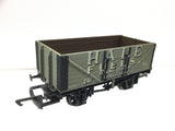 Airfix 54383 OO Gauge 7 Plank Wagon Hale Fuels