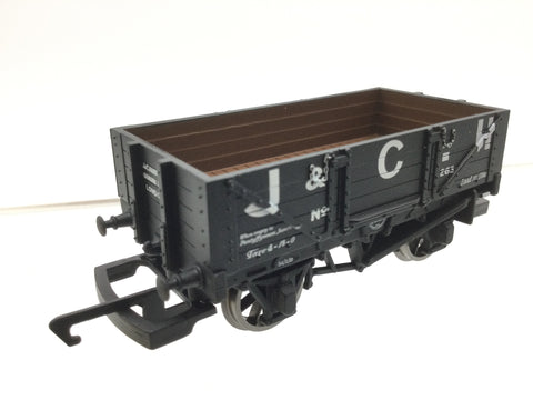 Hornby R6657 OO Gauge 4 Plank Open Wagon J& C.H. 263