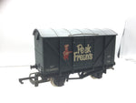 Wrenn W4318P/A OO Gauge Ventilated Van Peek Freans (Grey)(L1)