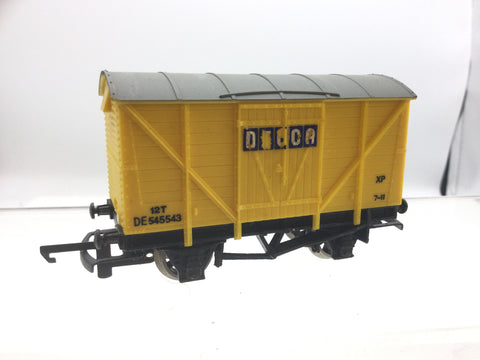 Wrenn W5054 OO Gauge Ventilated Van Decca