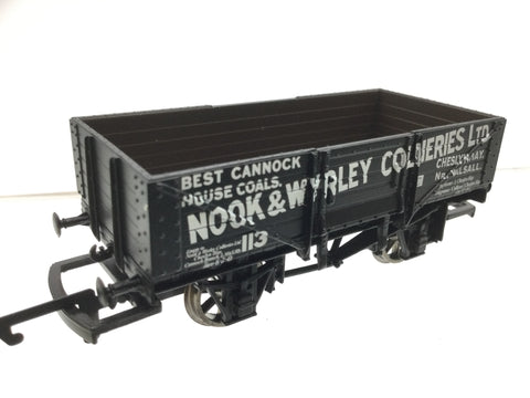 Hornby R6493 OO Gauge 5 Plank Wagon Nook & Wyrley Collieries 113