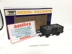 Dapol/Antics OO Gauge 7 Plank Wagon Harris & Co, Woodchester