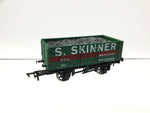 Dapol/Westons OO Gauge 7 Plank Wagon S.Skinner, Melksham