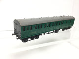 Triang R222 OO Gauge BR Green Suburban Brake 3rd Coach S4717S