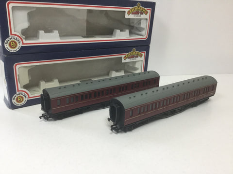 Bachmann 34-250 OO Gauge BR Period 1 Composite Coach Maroon M3565M x2
