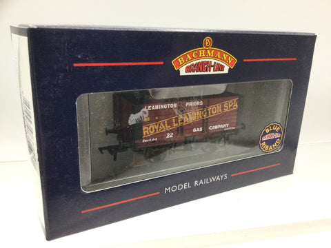 Bachmann 37-106 OO Gauge 7 Plank Wagon 'Royal Leamington Spa'