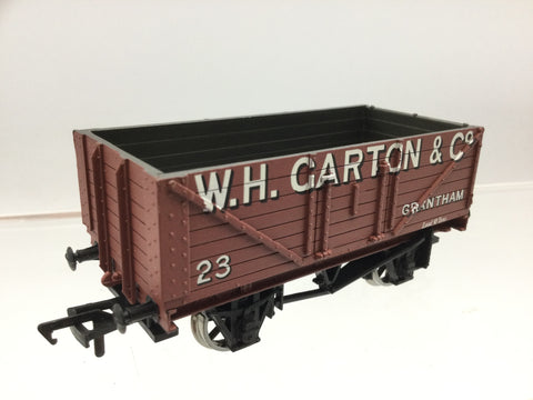 Bachmann/B&H 33-100F OO Gauge 7 Plank Wagon WH Garton & Co, Grantham