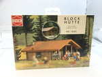 Busch 1035 HO/OO Gauge Log Cabin Kit