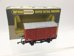 Wrenn W4318X OO Gauge Ventilated Van Red DE545533