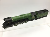 Hornby R2441 OO Gauge NRM LNER Green Class A3 4472 Flying Scotsman