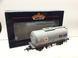 Bachmann 37-583 OO Gauge TTA Tank Wagon Mobil 57305