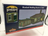 Bachmann 44-090C OO Gauge Scenecraft Bluebell Station Waiting Room and Toilet Crimson and Cream