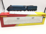 Hornby R3280 OO Gauge LNER Class A4 4496 Golden Shuttle
