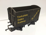 Hornby R241 OO Gauge Refrigerated Van Yorkshire Dales Railway