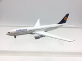Herpa 508551 1:500 Scale Airbus A330-200 Lufthansa