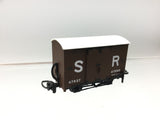 Peco GR-221C OO-9 Gauge SR Box Van 47037